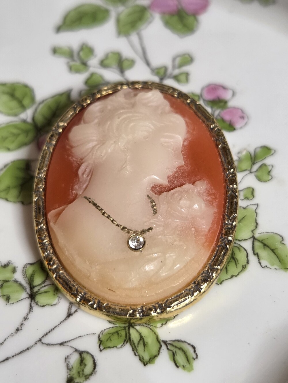 Vintage Cameo Habille Brooch in Peach and Cream with Gold Frame